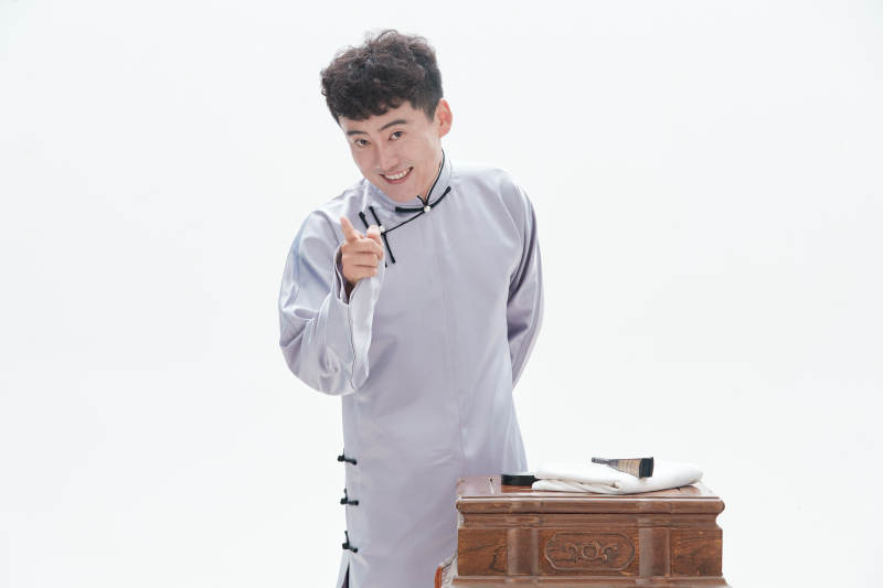 中国传统曲艺单口相声表演艺术形象