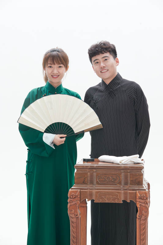 中国传统曲艺对口相声表演艺术形象