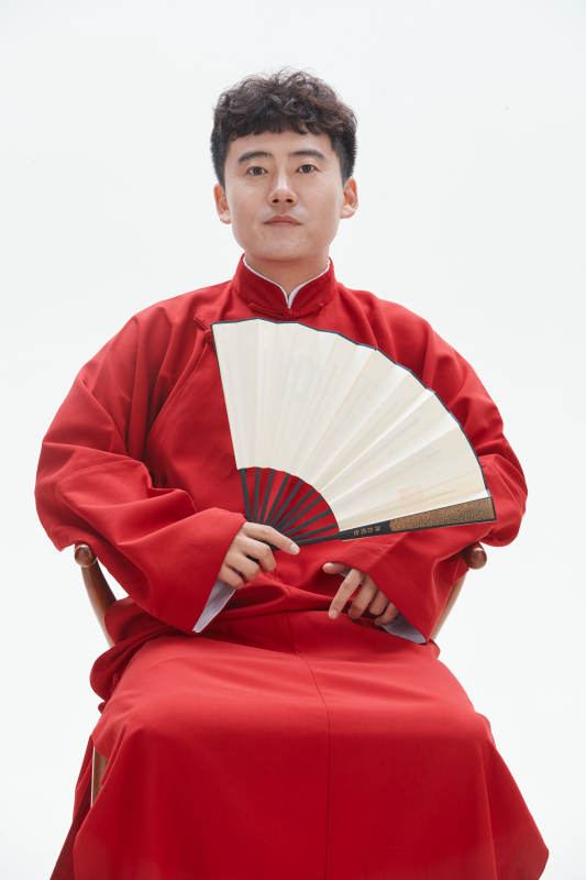 中国传统曲艺相声表演艺人形象