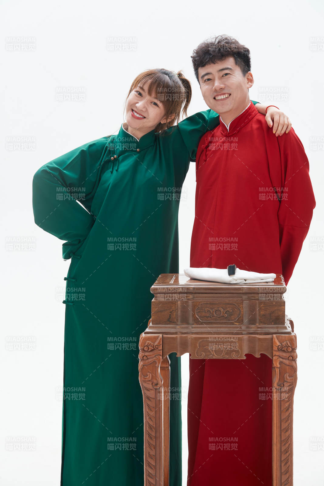 中国传统曲艺对口相声表演艺术形象