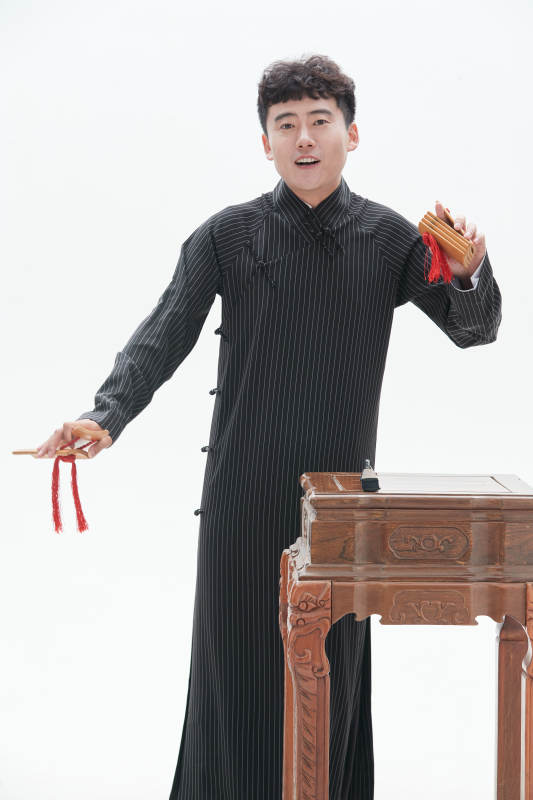 中国传统曲艺相声表演艺术形象