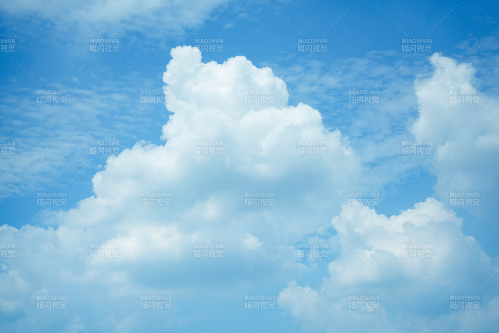 蓝天白云 晴空万里