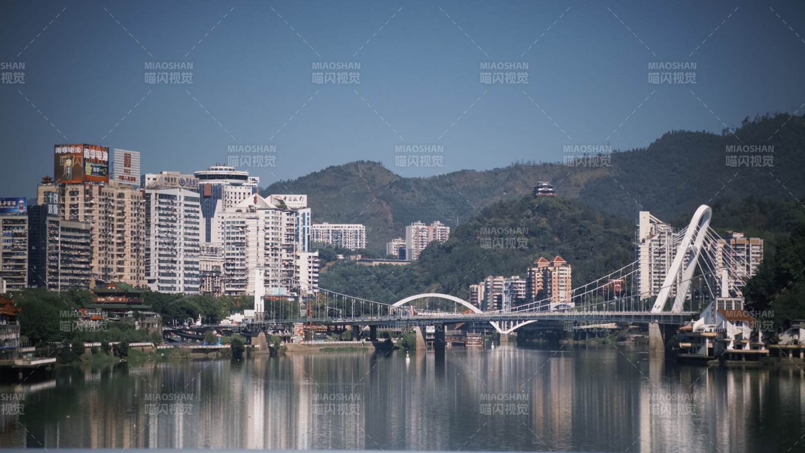 延平｜城市湖景橋影