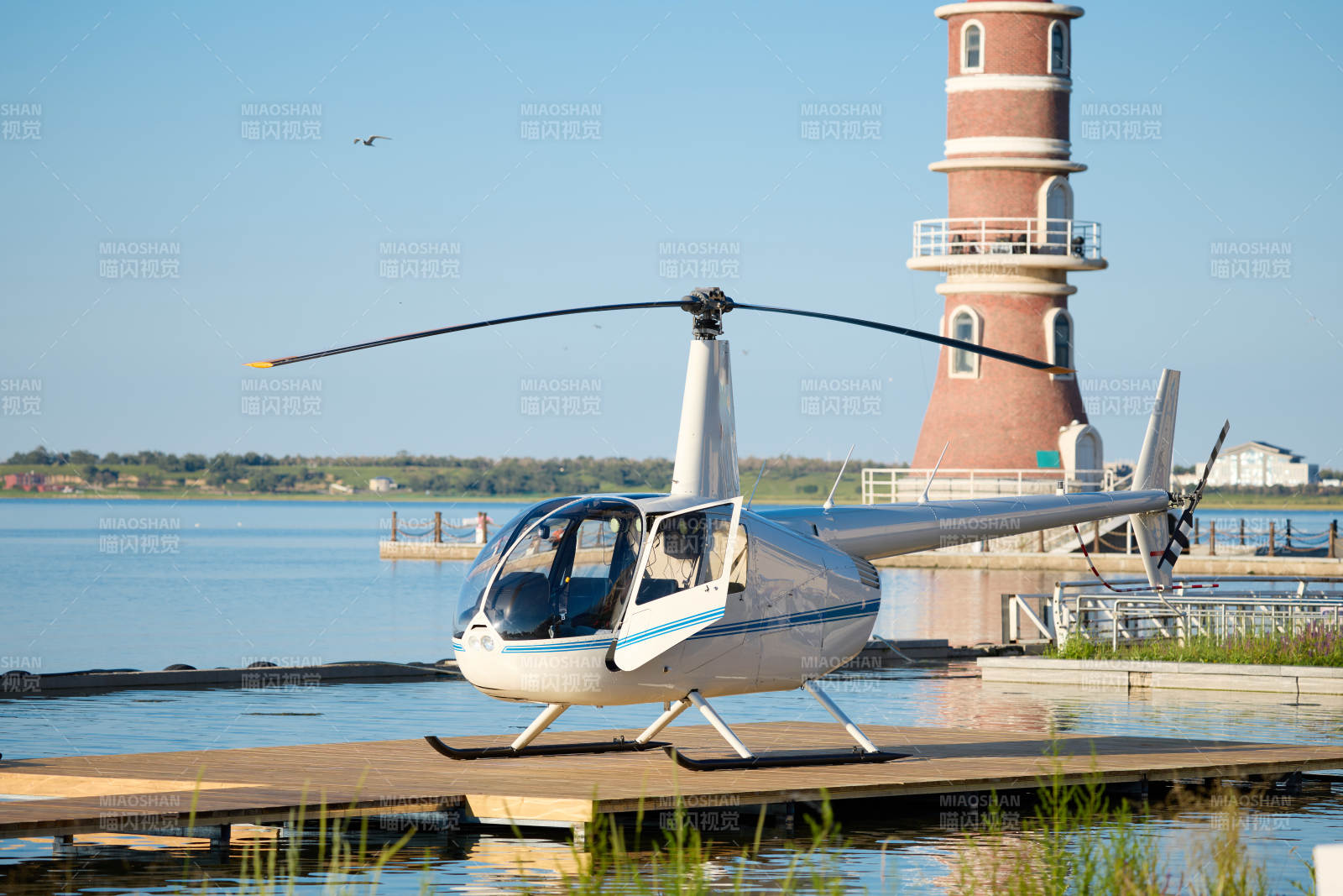 低空飞行器民用直升机