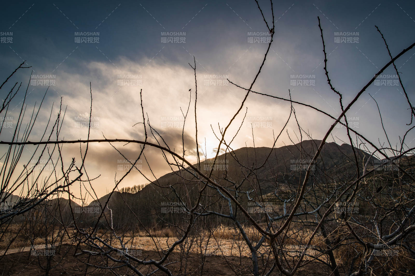 河北省张家口崇礼县深秋户外景色
