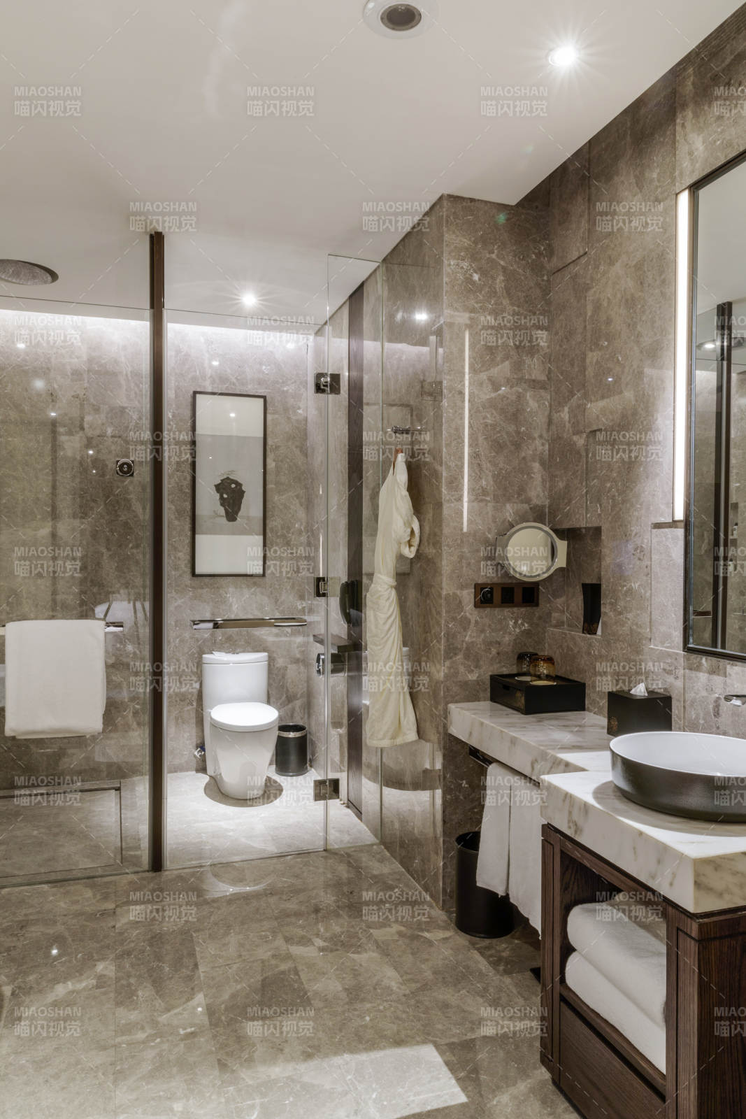 卫生间智能洁具马桶淋浴喷头水龙头图片