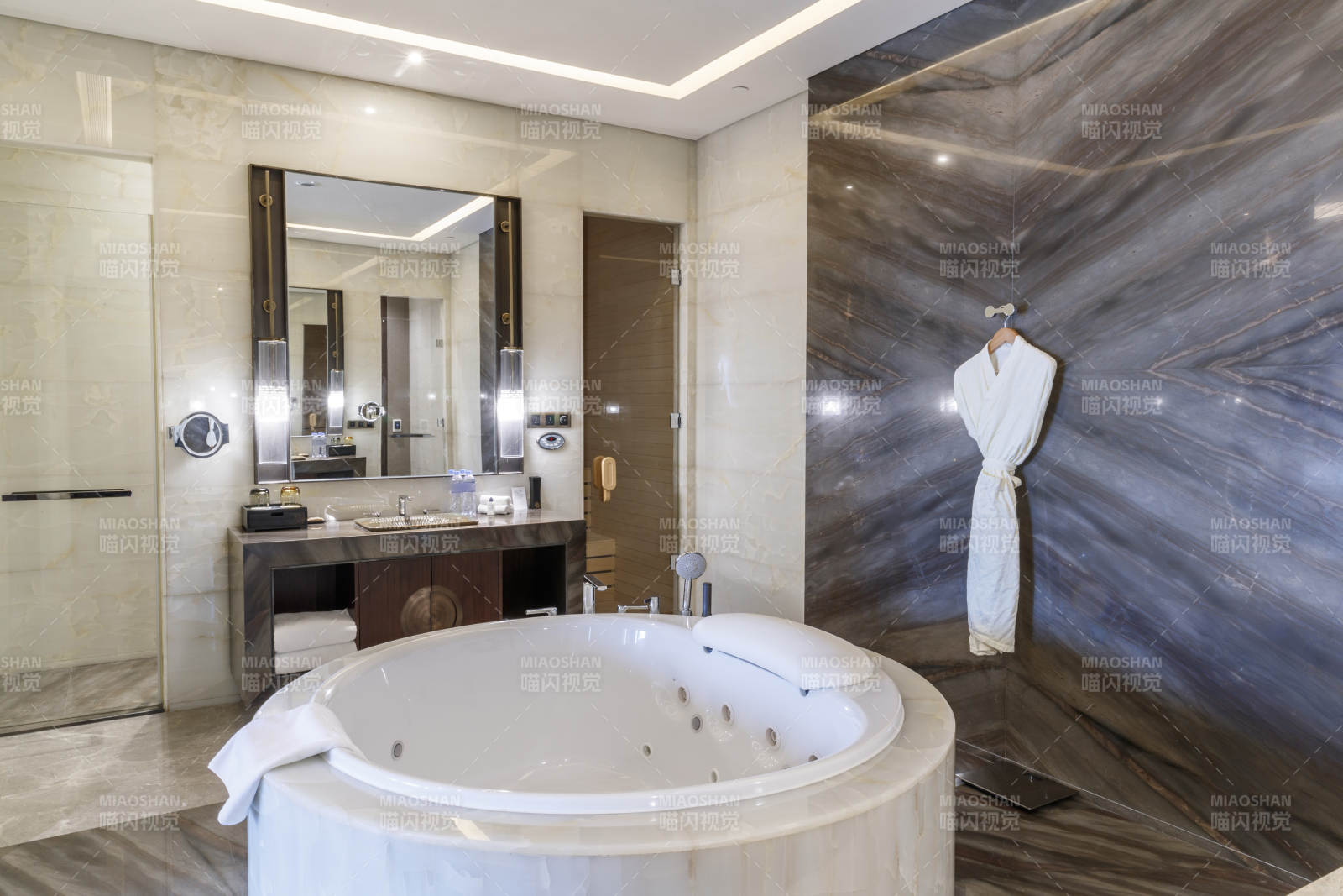 卫生间智能洁具马桶淋浴喷头水龙头图片