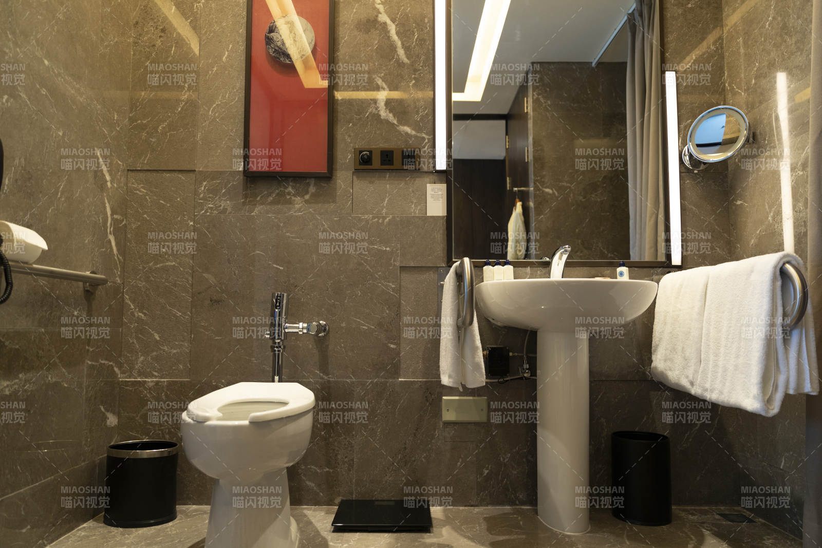 卫生间智能洁具马桶淋浴喷头水龙头图片