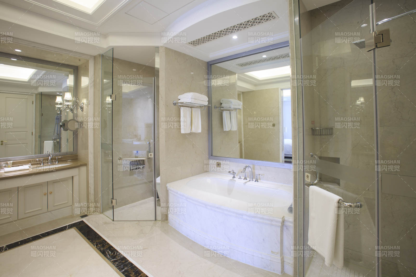 卫生间智能洁具马桶淋浴喷头水龙头图片