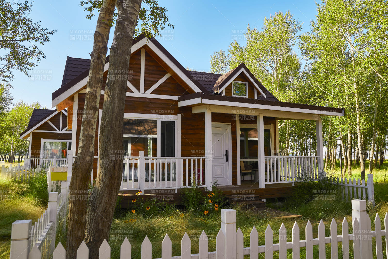 中国河北张家口库伦淖景区木屋别墅建筑群图片