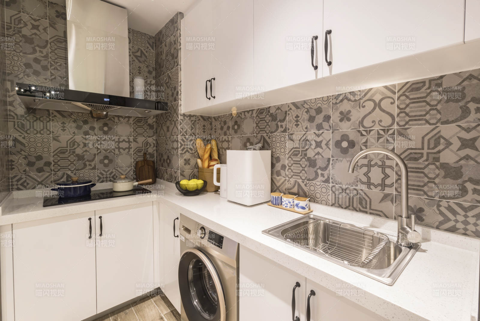 卫生间智能洁具马桶淋浴喷头水龙头图片