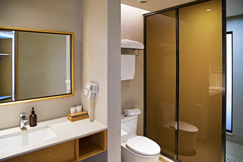 明亮整洁干净的酒店宾馆客房