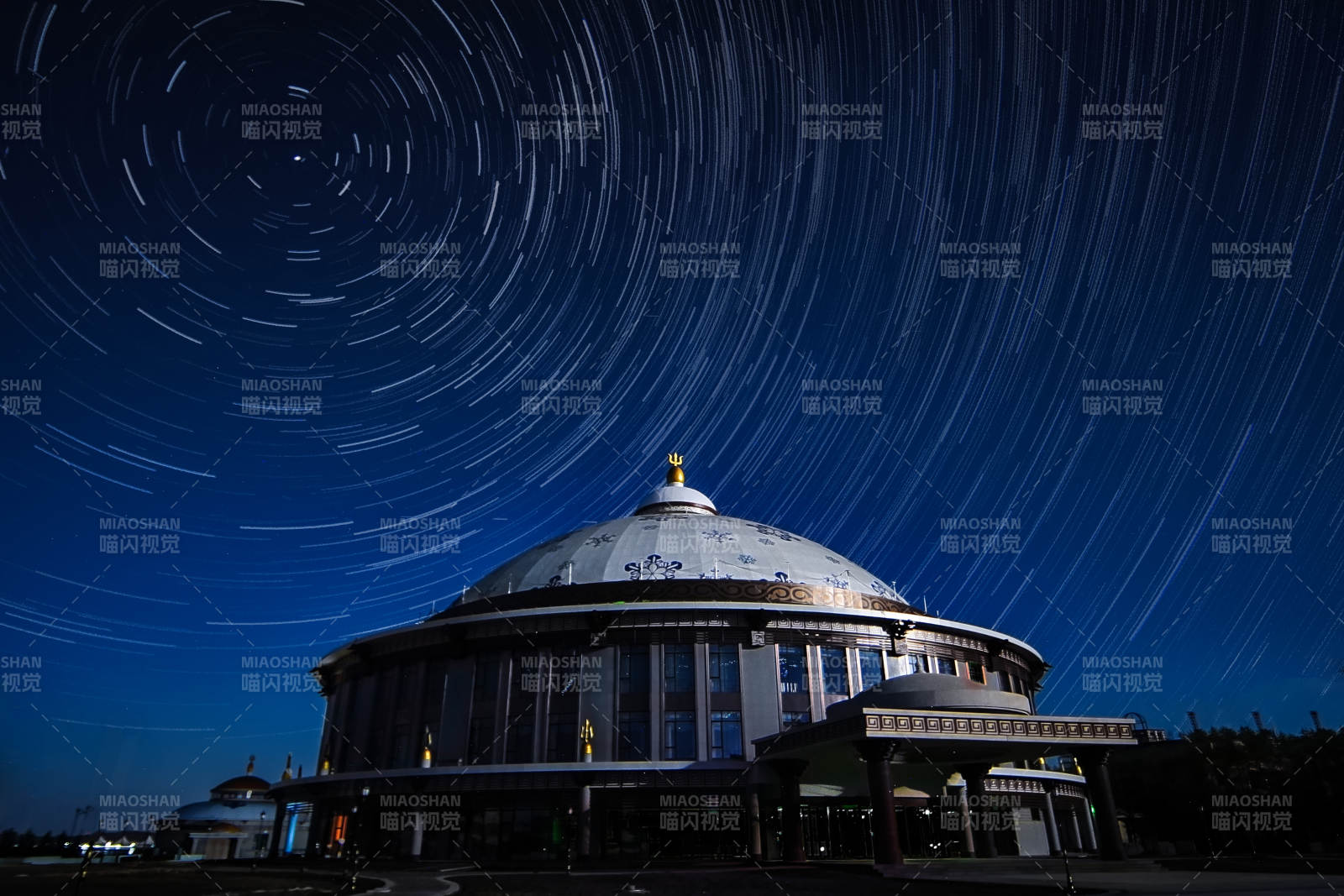 中国河北省张家口沽源县库伦淖景区天空星轨