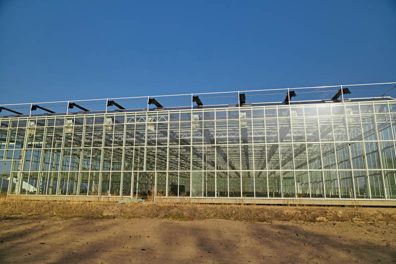 河北省沽源县库伦淖尔景区春季蔬菜大棚