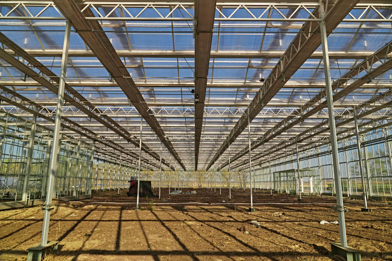 河北省沽源县库伦淖尔景区春季蔬菜大棚