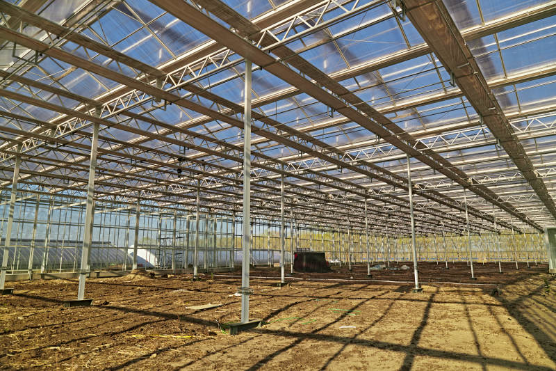 河北省沽源县库伦淖尔景区春季蔬菜大棚