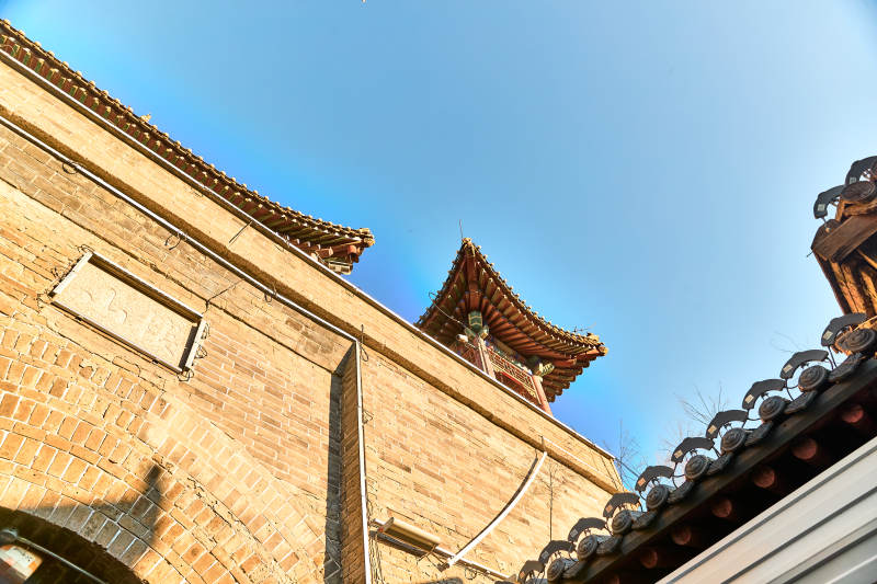 中国河北省张家口市堡子里景区鼓楼建筑外观