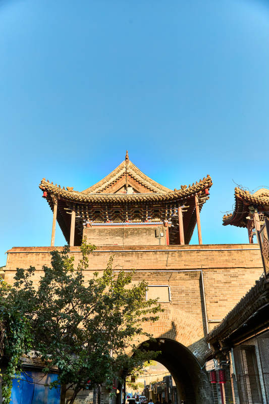 中国河北省张家口市堡子里景区鼓楼建筑外观