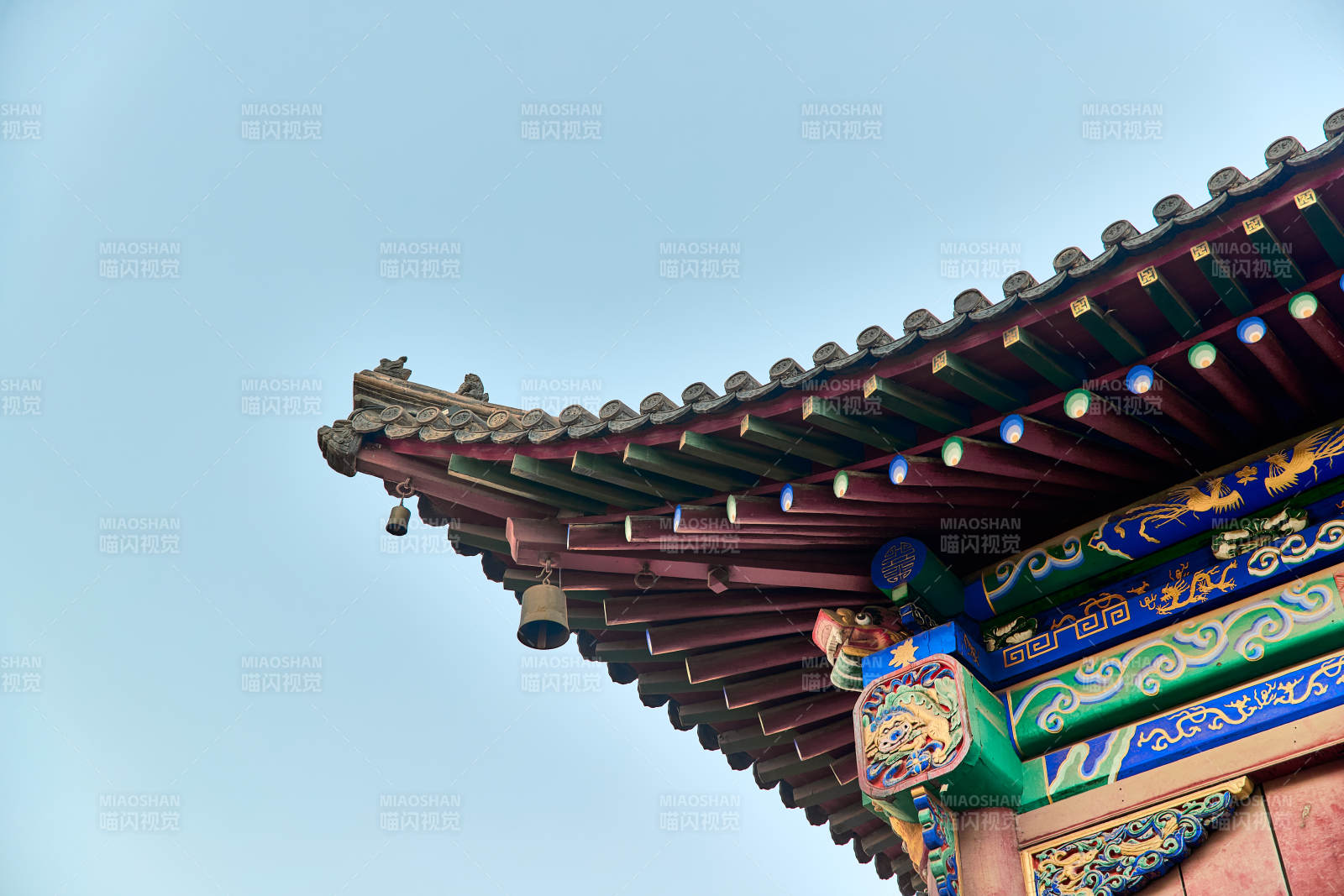 中国河北省张家口市堡子里景区古建筑飞檐特写