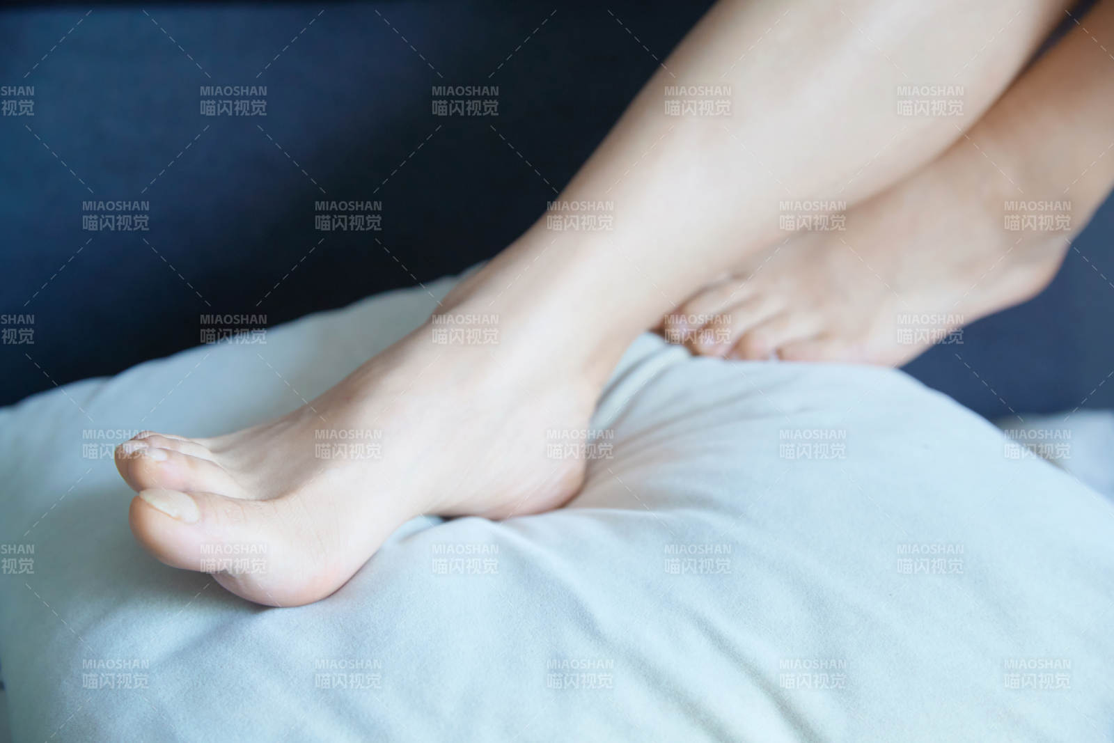 健康女性足部特写展示