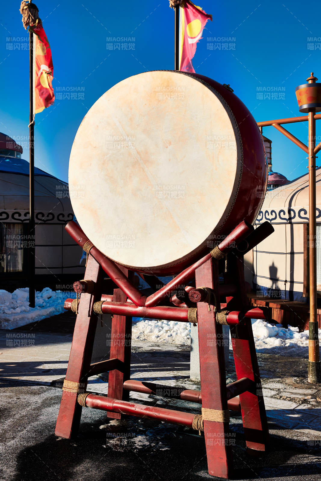 广场上的中国鼓