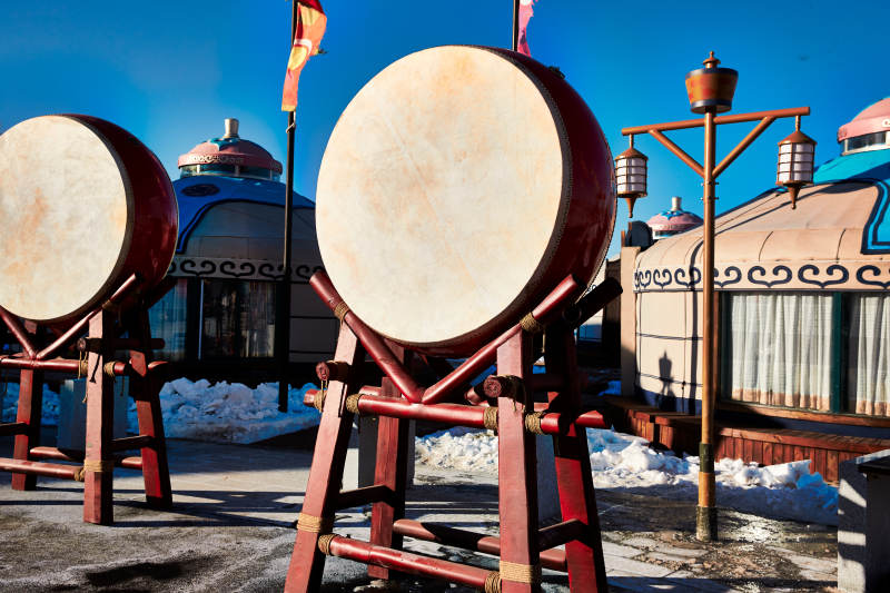 广场上的中国鼓