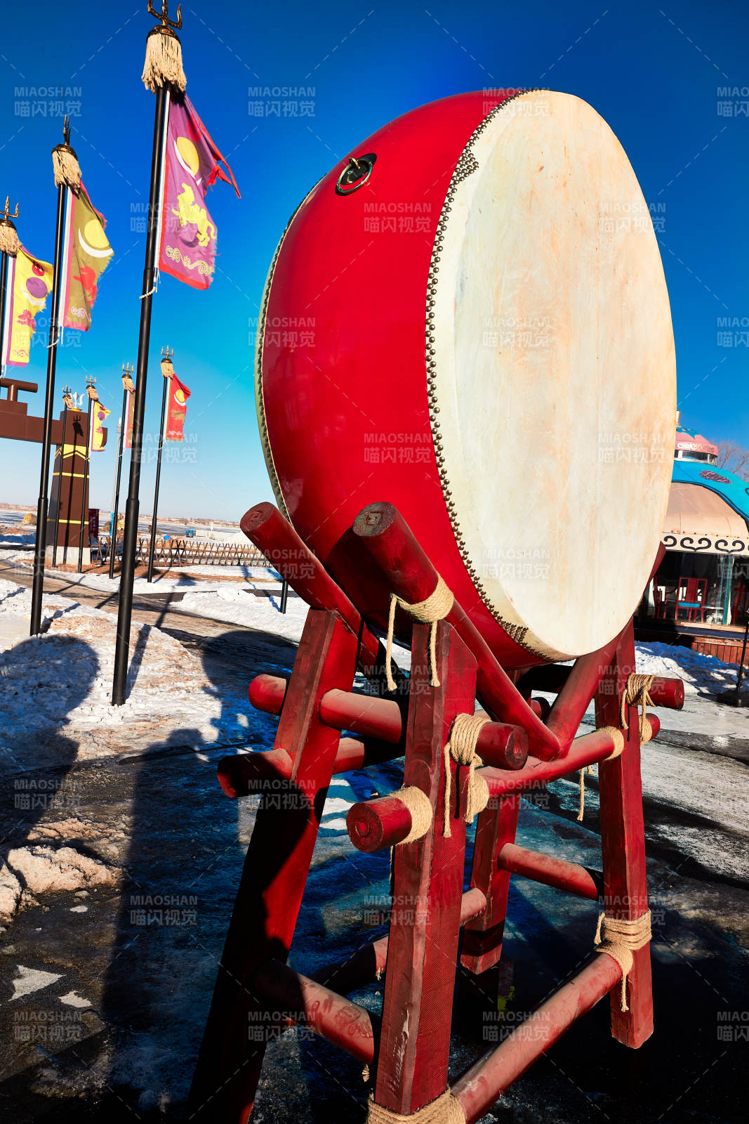 广场上的中国鼓
