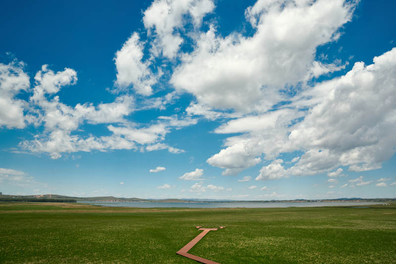中国河北省张家口沽源县天鹅湖景区湿地花海