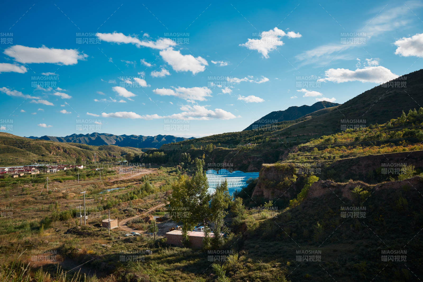 中国河北省张家口市崇礼县四杆旗村蔬菜大棚种植