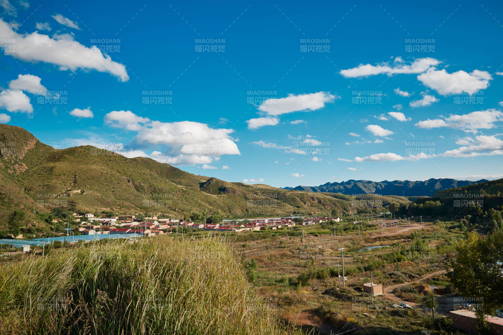 中国河北省张家口市崇礼县四杆旗村蔬菜大棚种植