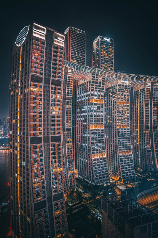 夜幕下的城市之光