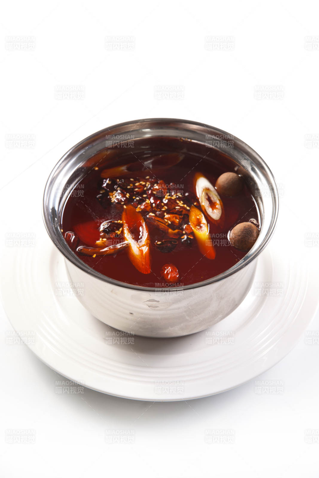 小火鍋裝的番茄鍋底