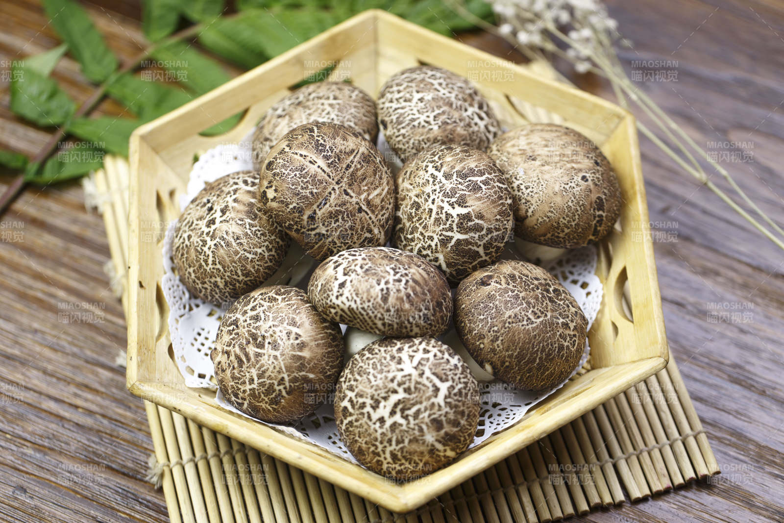 仿真雜糧香菇包