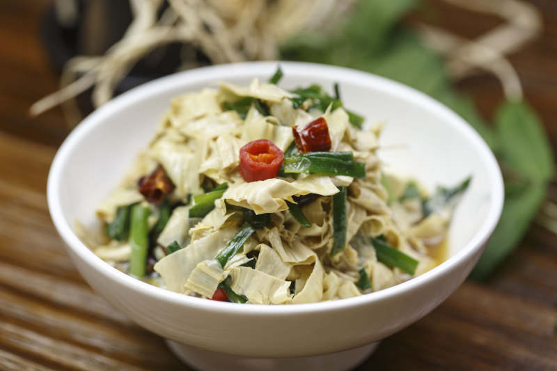 韭菜香炒油豆皮