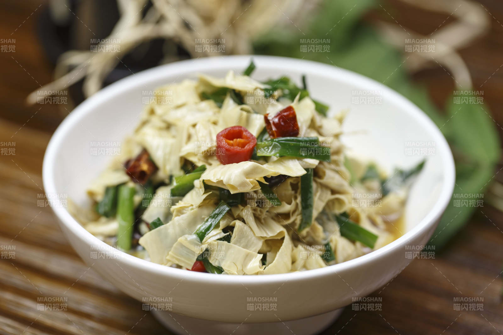 韭菜香炒油豆皮