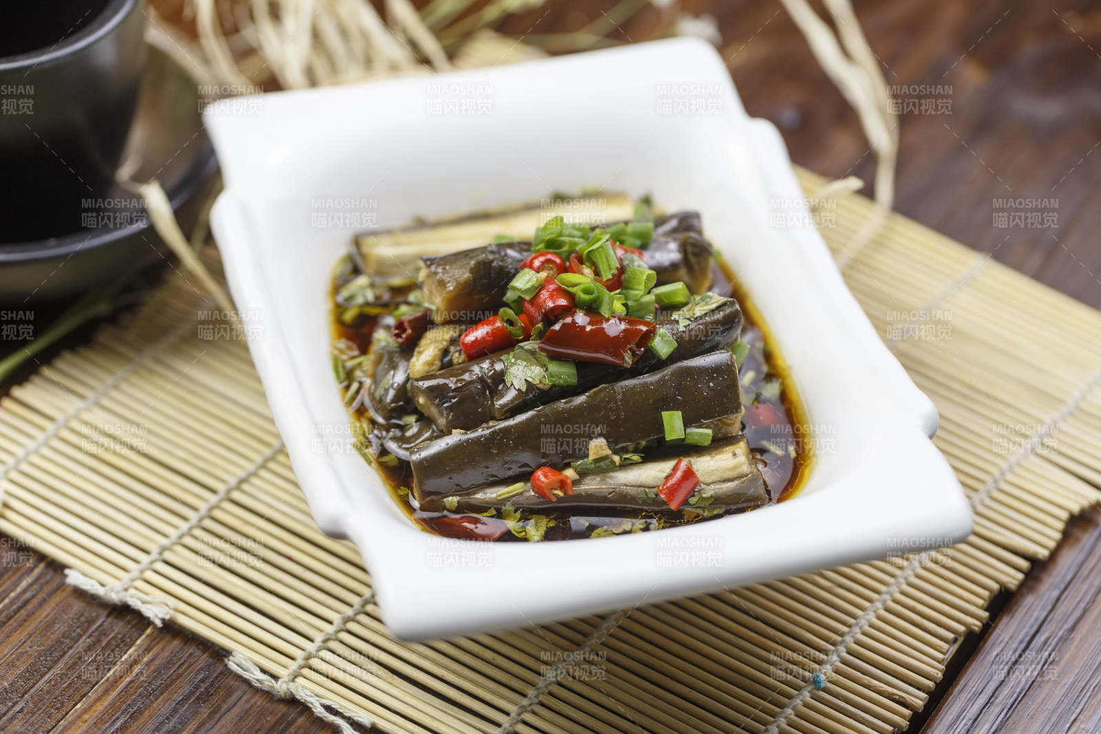 米椒澆汁蒸茄子