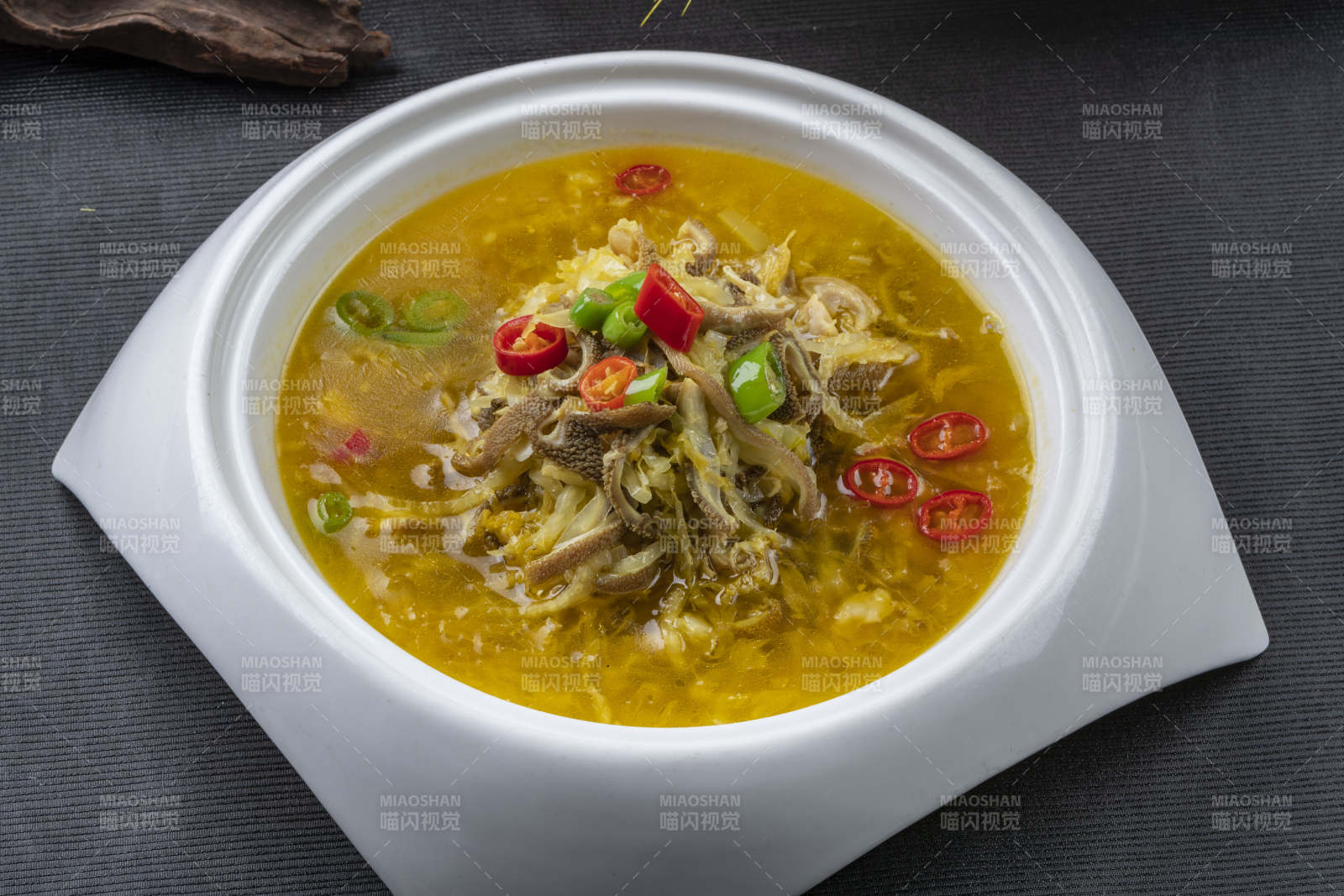 香辣酸汤猪肚丝