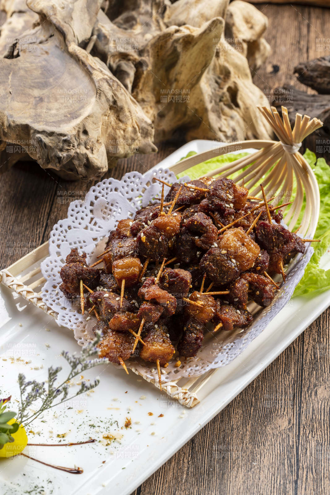 香炸牙簽自然羊五花肉孜然羊肉