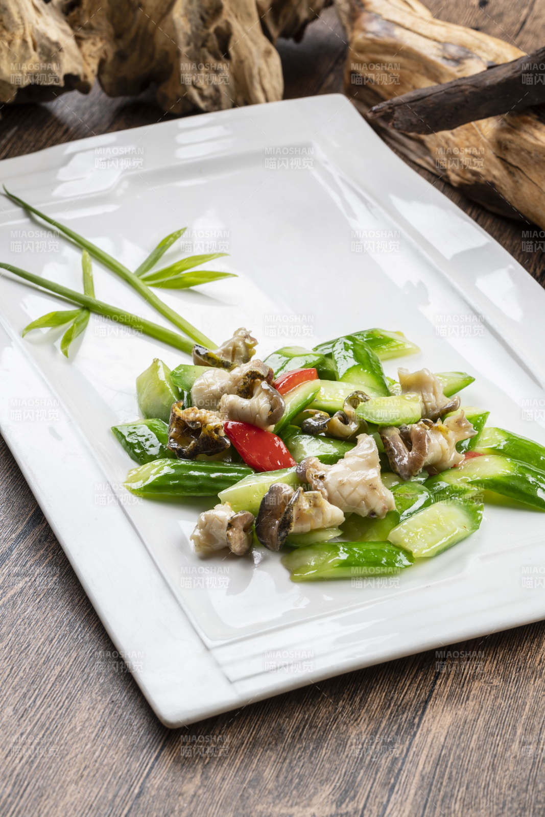 鲜芦笋炒螺头图片