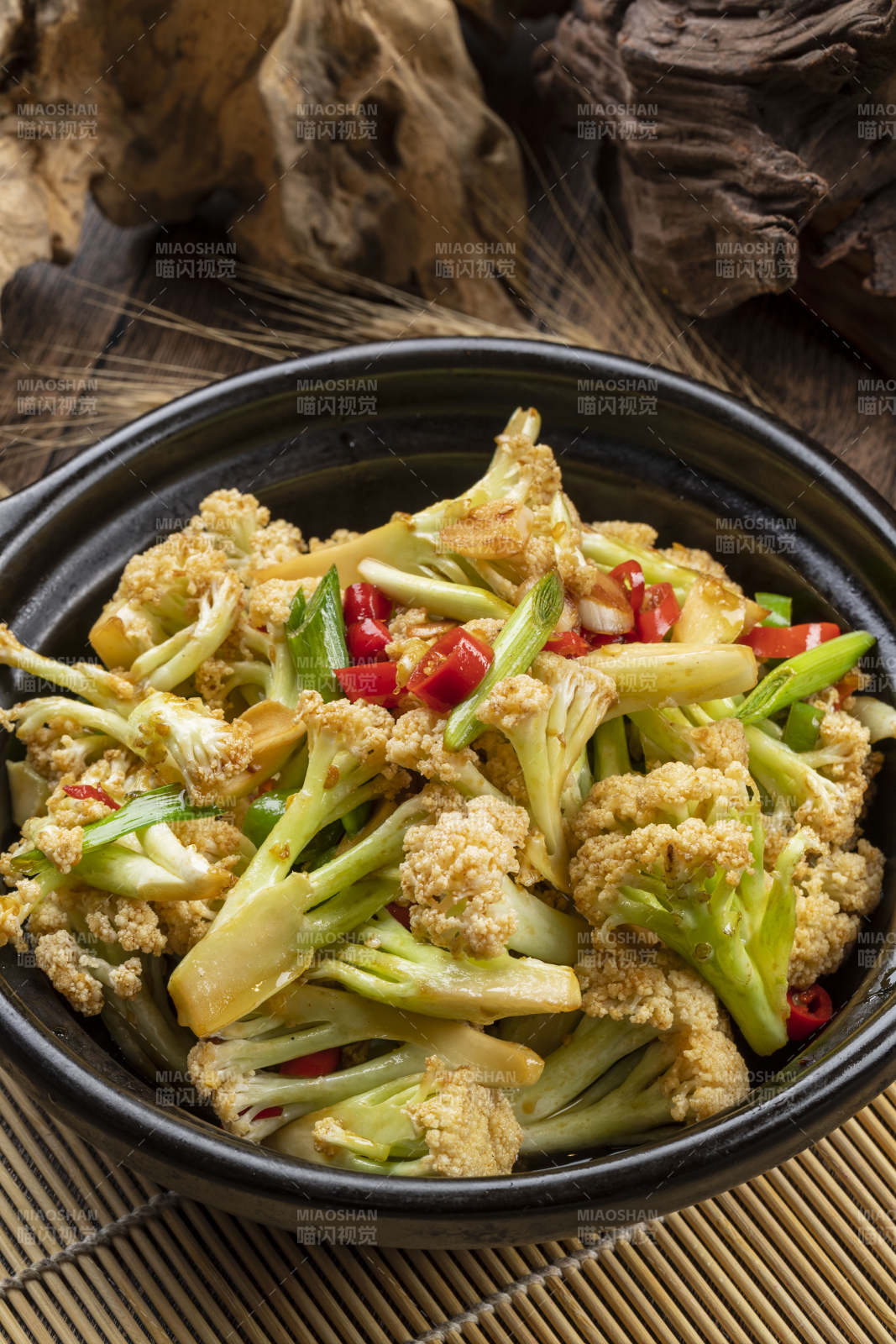 砂锅米椒有机菜花