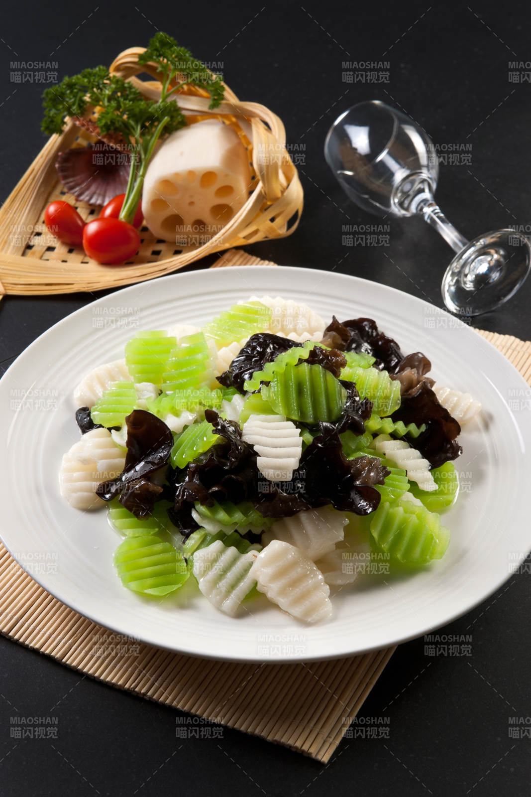 小炒木耳萵筍炒山藥