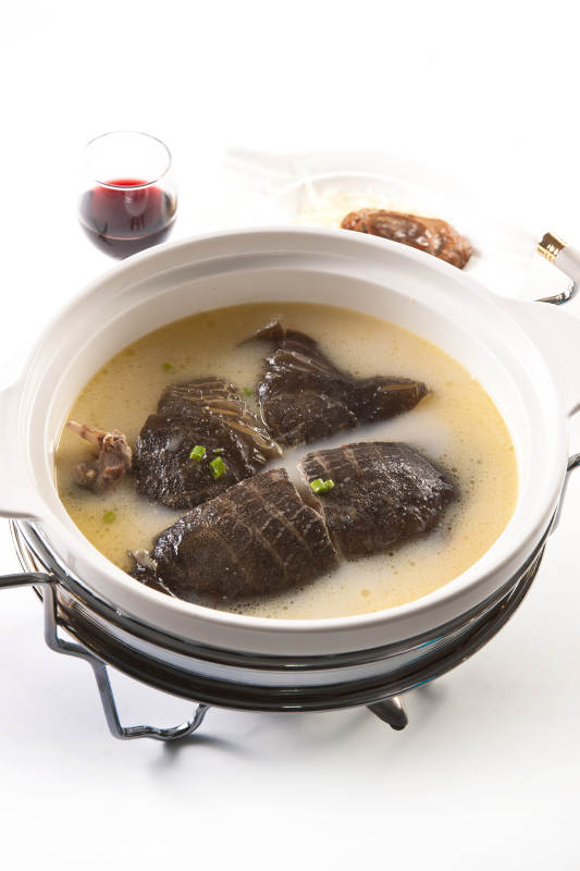 砂锅奶汤炖甲鱼