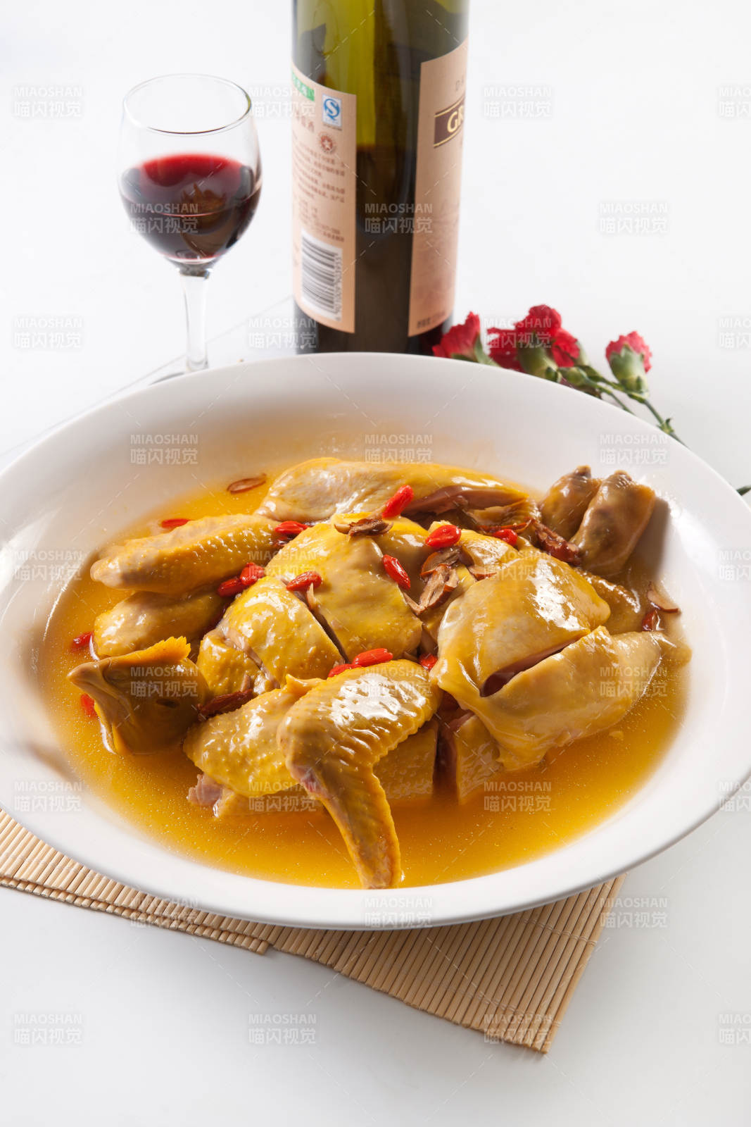 家常清炖枸杞北京油鸡图片