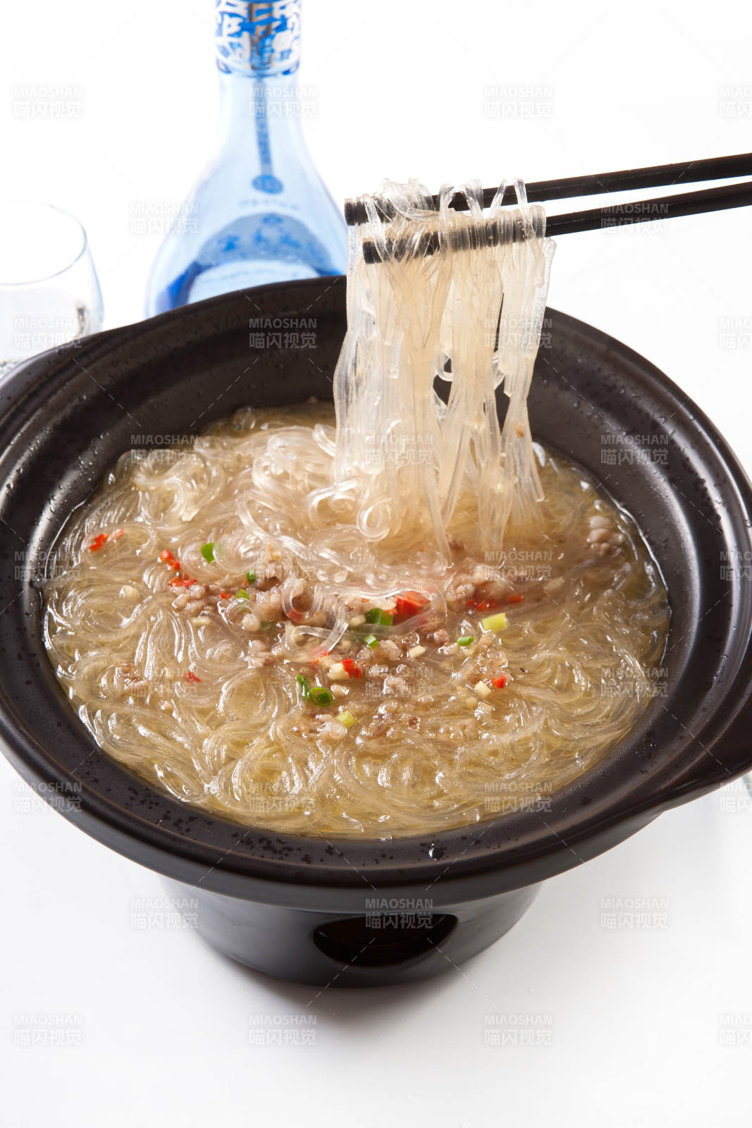 砂鍋肉沫水晶粉