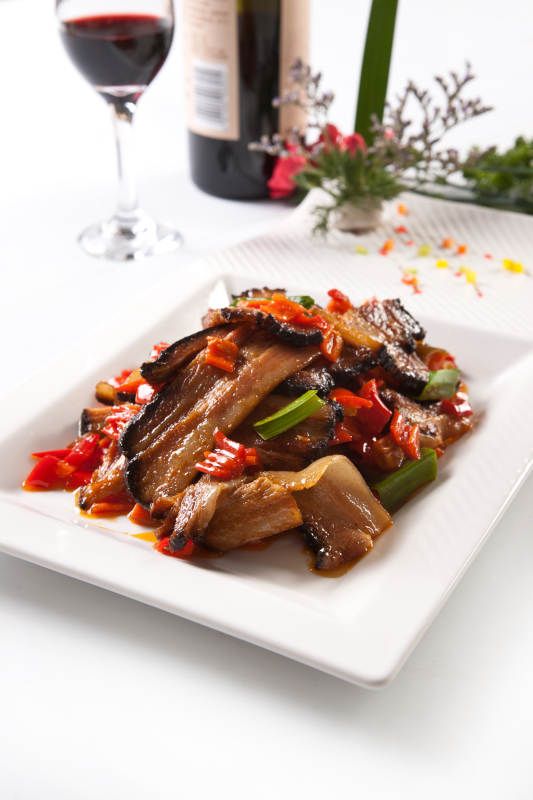 剁椒香辣大刀回锅肉