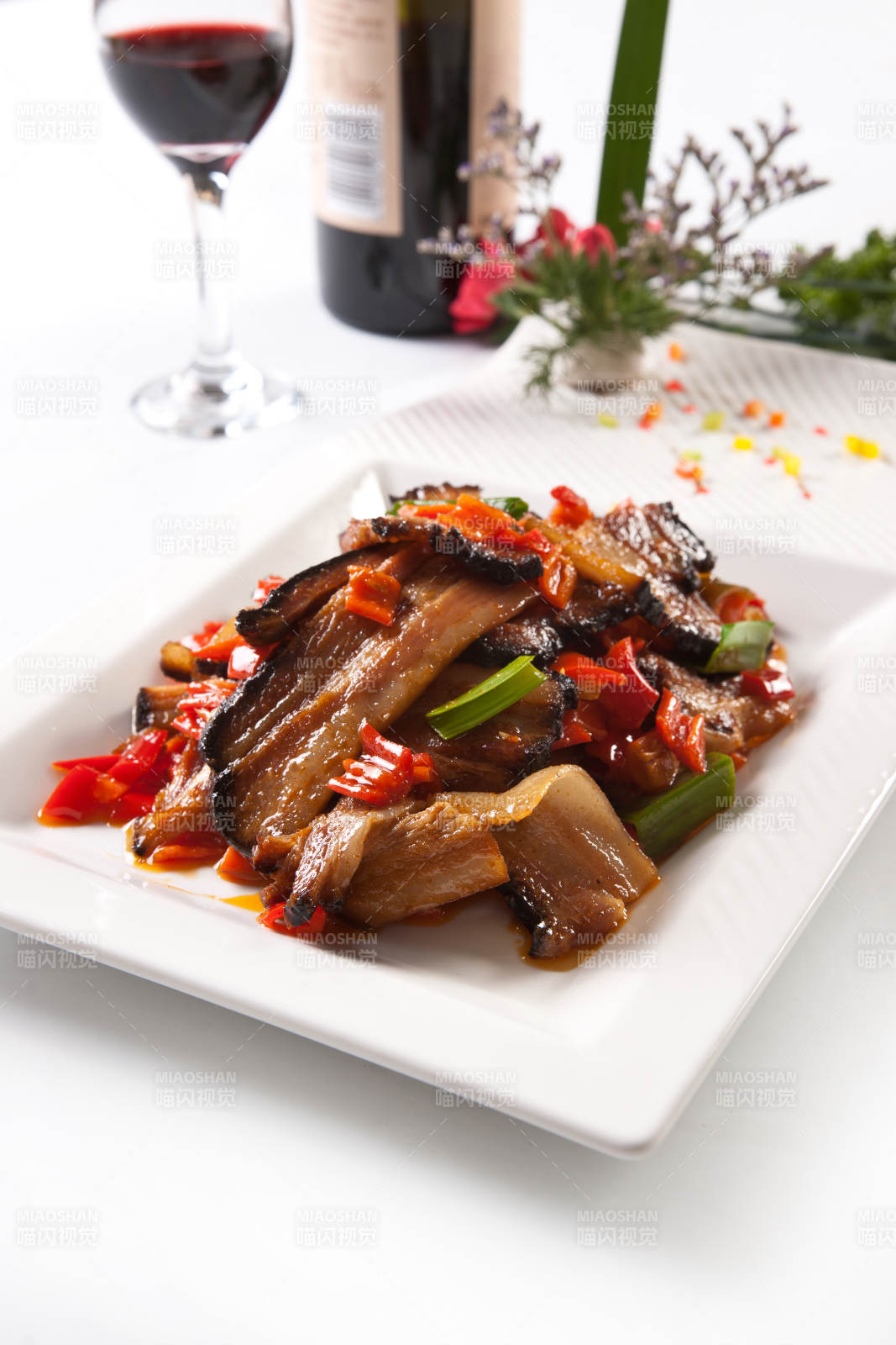 剁椒香辣大刀回锅肉