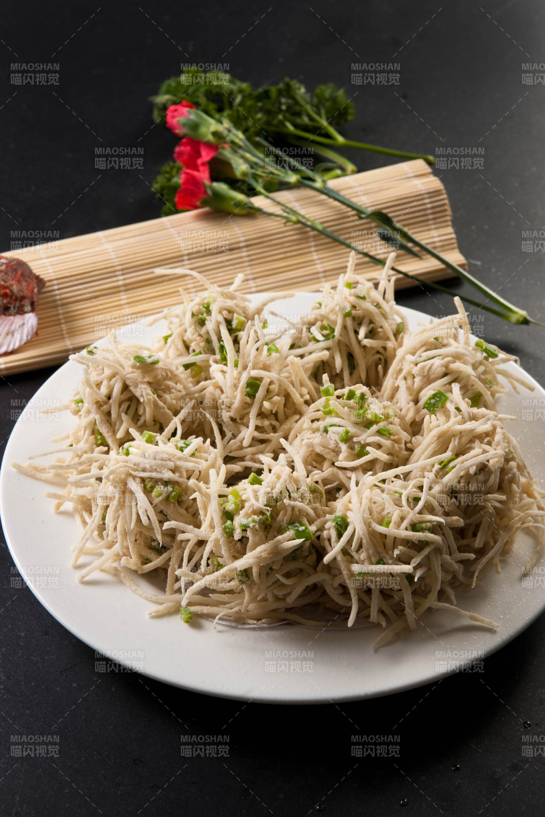 香蒸粗粮莜面饸饹丸子