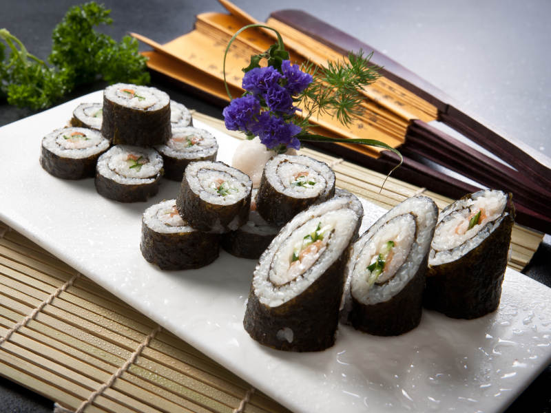 韩式紫菜包饭卷寿司