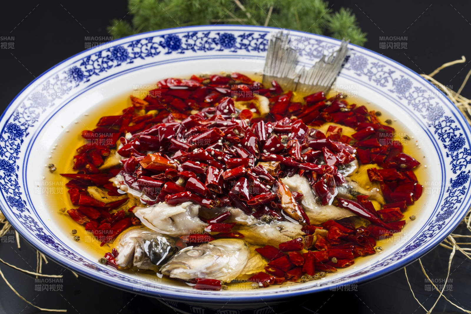 沸腾飘香水煮鱼