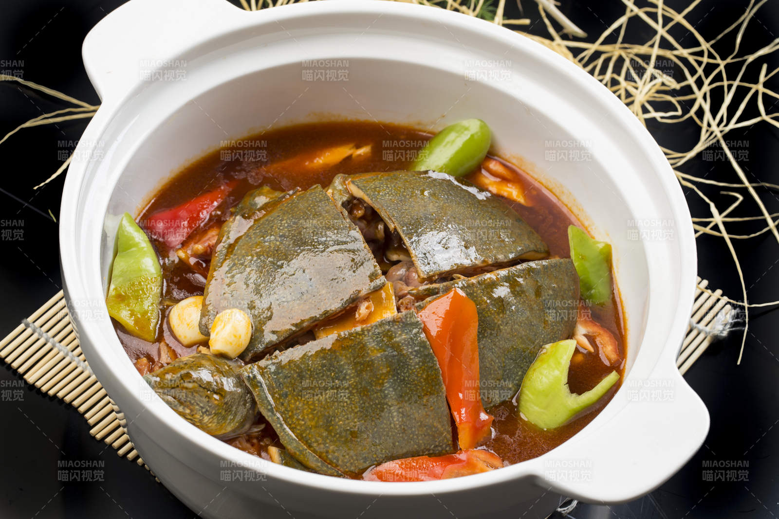 砂锅红煨甲鱼鳖王八图片